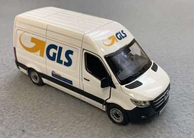 GLS Futárszolgálat Mercedes Sprinter modellautó (Tonycars 1-43)