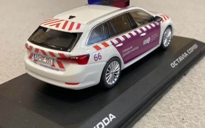 Skoda Octavia IV Kombi BKK Forgalmi Zavarelhárítás Tonycars 1/43